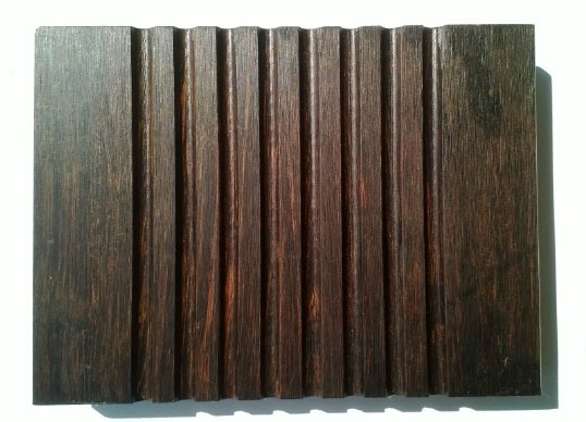 桃花江戶外竹地板正面，大溝槽紋理